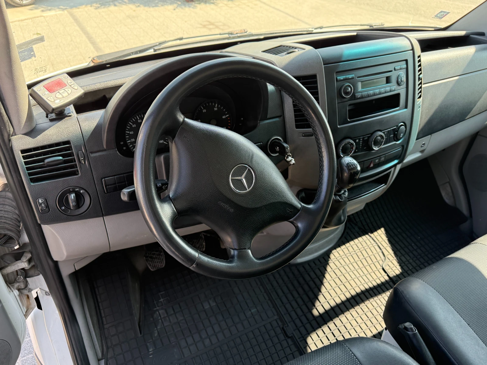 Mercedes-Benz Sprinter 319 CDI  +  3.86.   | Mobile.bg   14