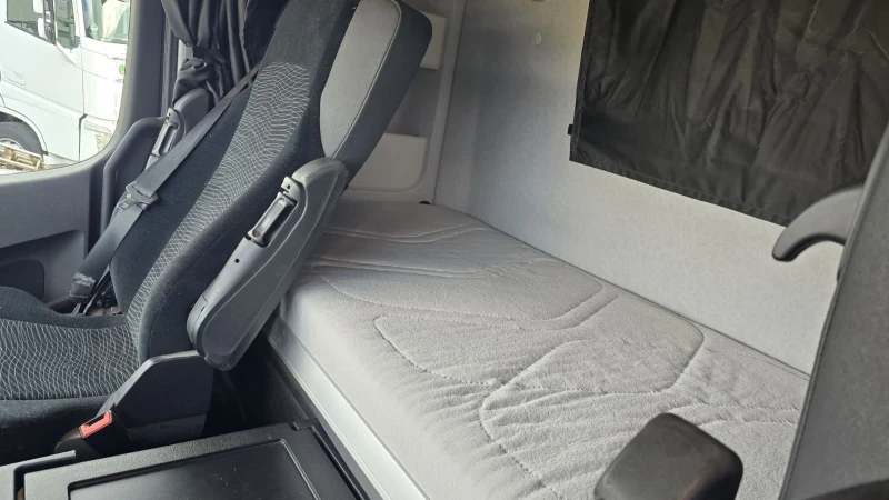 Mercedes-Benz Arocs 1845 / евро 6 / хидравлична помпа / ретардер, снимка 12 - Камиони - 52616114