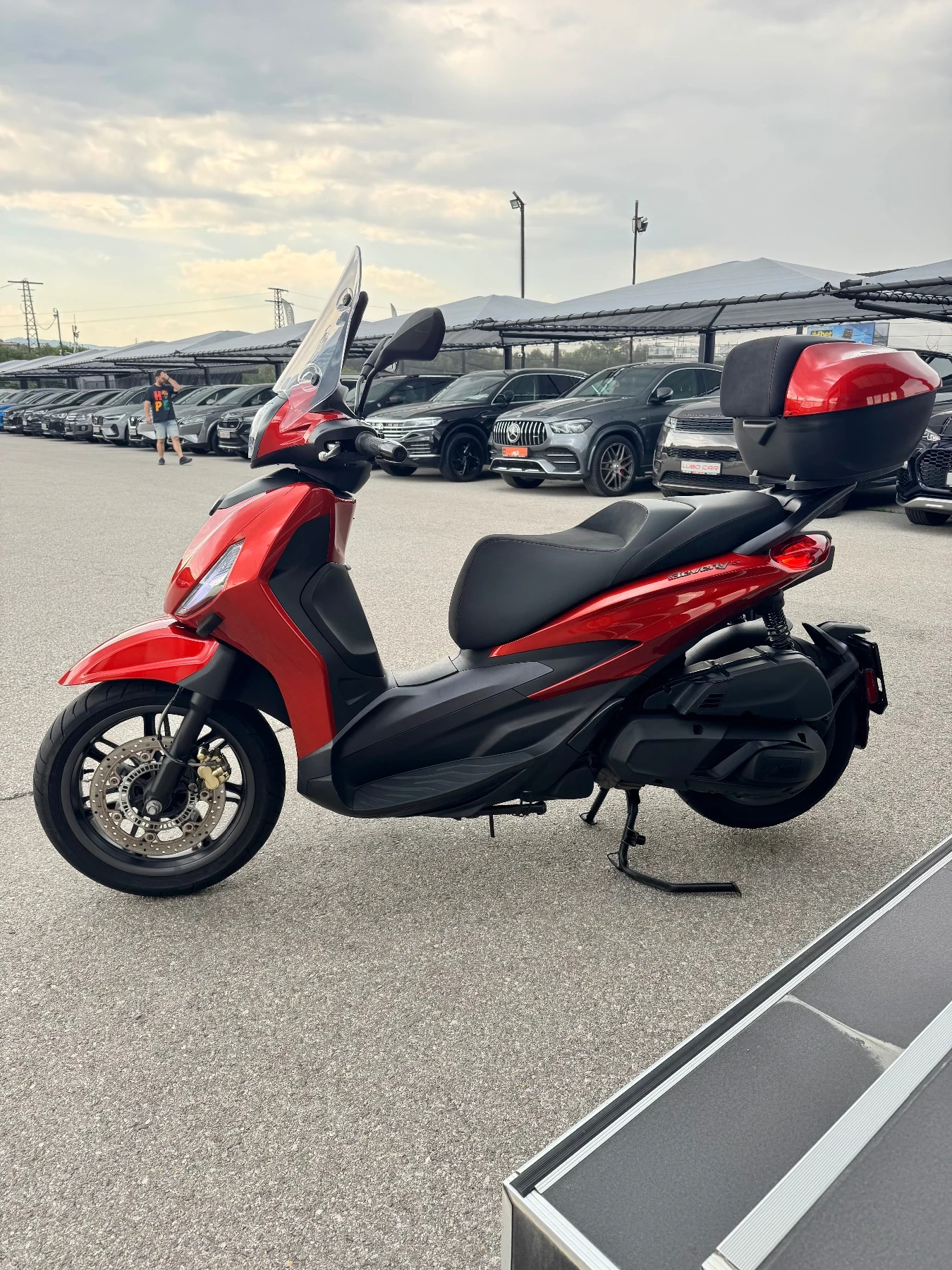 Piaggio Beverly S* 400HPE* ABS* TCS* KEYLESS* LED, снимка 5 - Мотоциклети и мототехника - 55326555