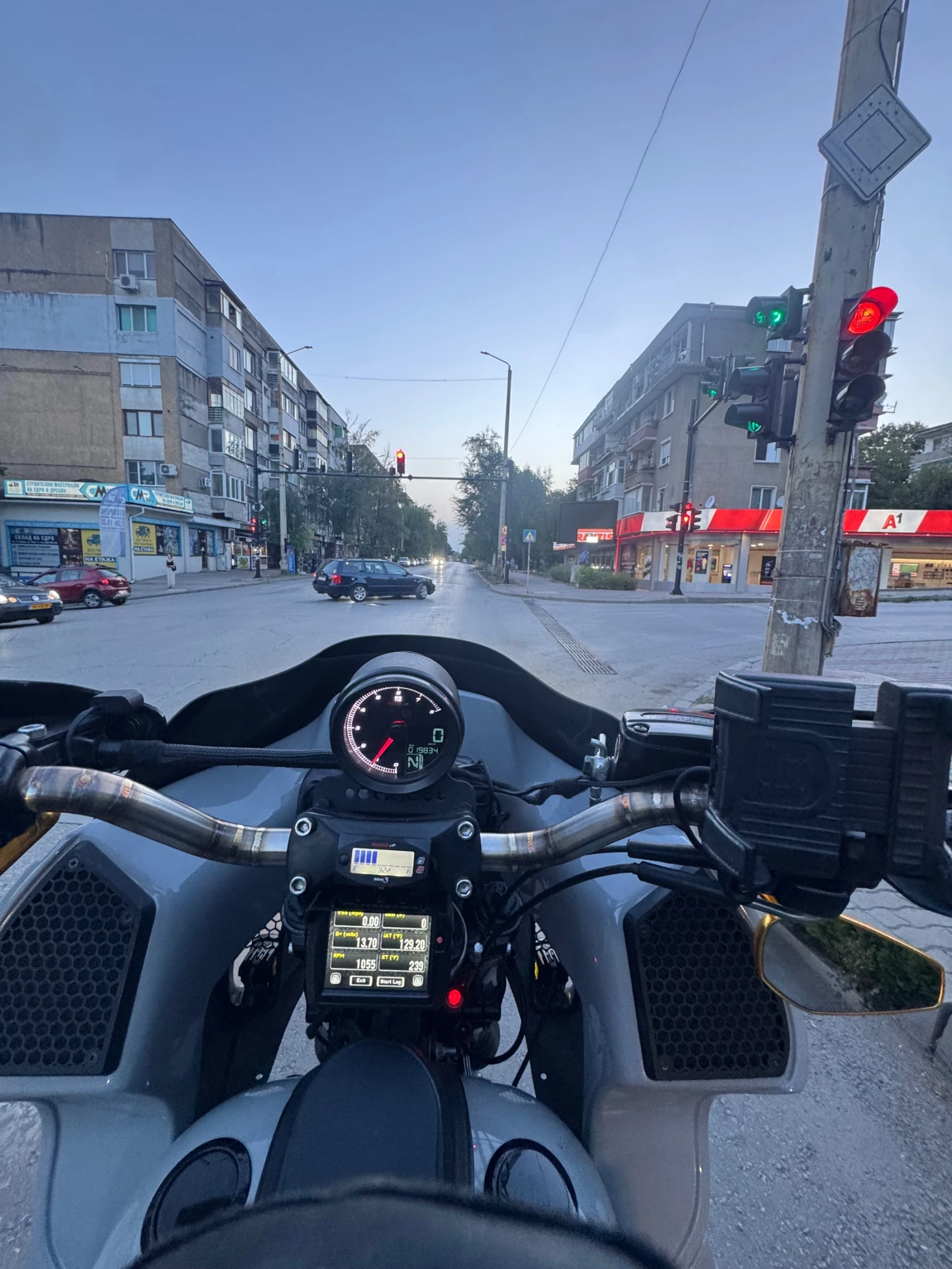 Harley-Davidson Dyna Club style Stage 3 | Mobile.bg � ����������� 3