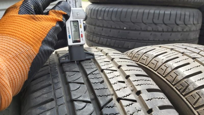 Гуми Всесезонни 215/65R16, снимка 5 - Гуми и джанти - 29279135