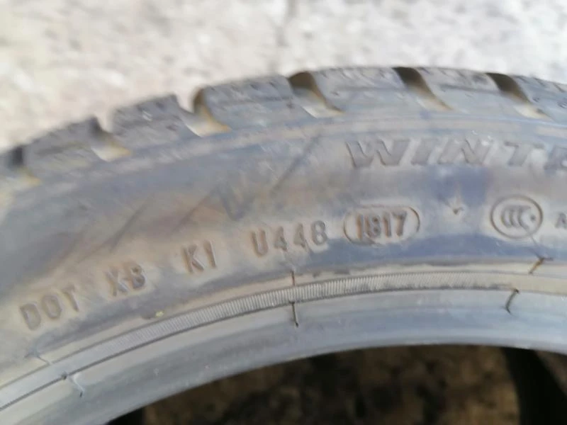 Гуми Зимни 225/50R17, снимка 7 - Гуми и джанти - 29598350