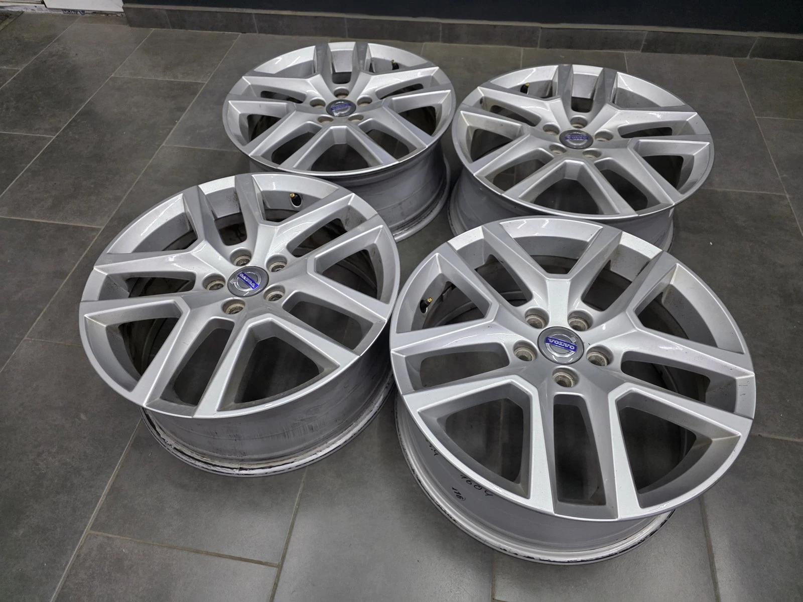 Джанти за Peugeot, снимка 4 - Гуми и джанти - 56718010