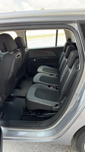 Citroen C4 BlueHDi 163 к.с. EAT8 7 Места Navi Keyless, снимка 11