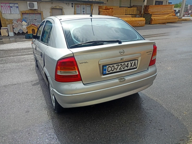 Opel Astra 1.4 16 i, снимка 5 - Автомобили и джипове - 47208637