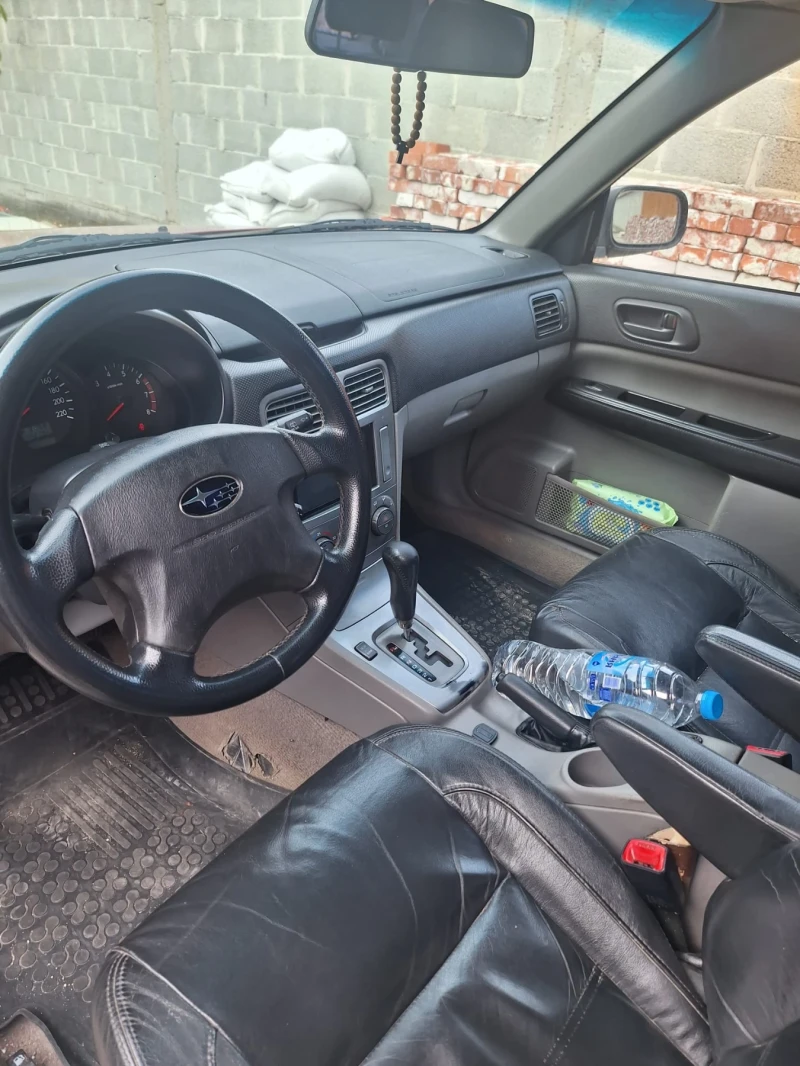 Subaru Forester, снимка 14 - Автомобили и джипове - 47302123