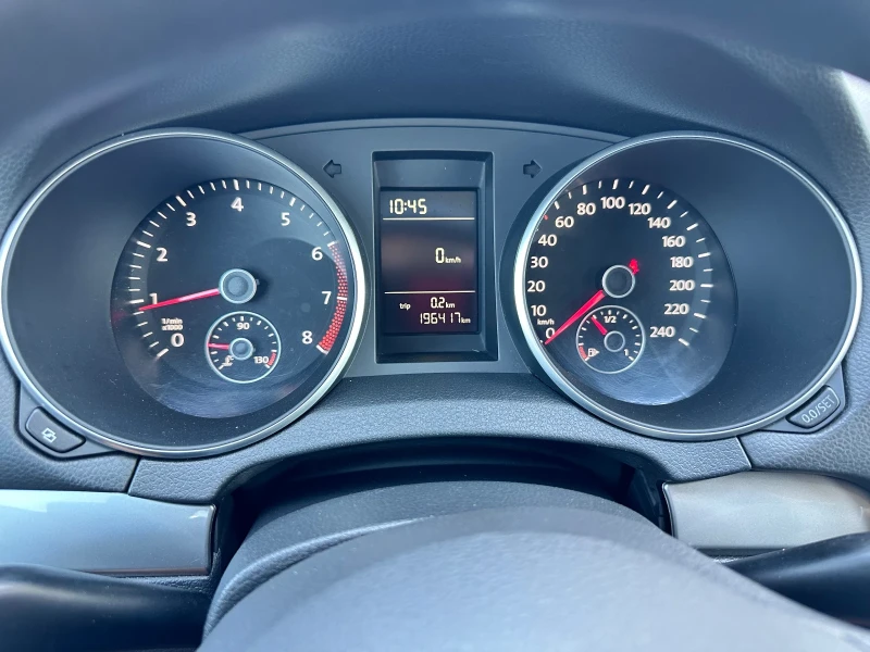 VW Golf 1.6.i+ Gaz-Bifuel, снимка 13 - Автомобили и джипове - 51374887