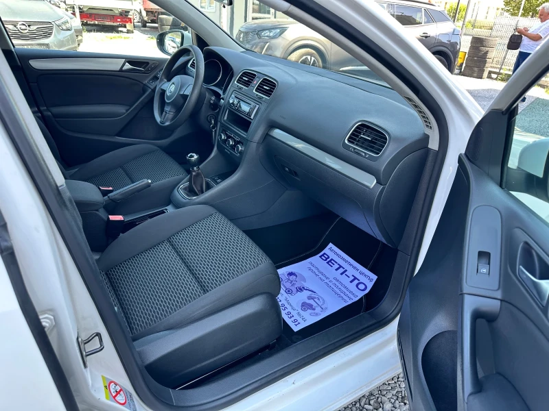 VW Golf 1.6.i+ Gaz-Bifuel, снимка 10 - Автомобили и джипове - 51374887