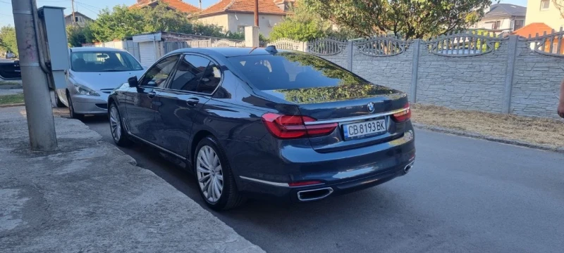 BMW 750 СОБСТВЕН ЛИЗИНГ / БАРТЕР, снимка 4 - Автомобили и джипове - 52588256