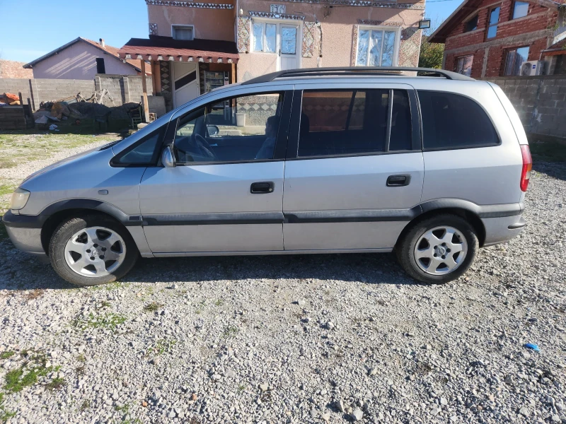 Opel Zafira, снимка 3 - Автомобили и джипове - 52697604