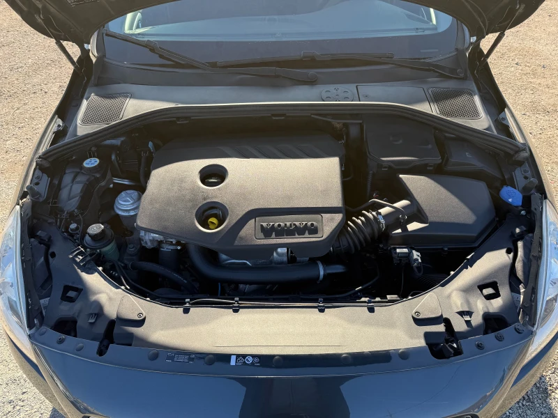 Volvo V60 1.6D4-климатроник-парктроник-мултимедия, снимка 15 - Автомобили и джипове - 52875484