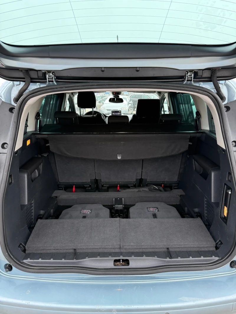 Peugeot 5008 1.6 HDi 6+ 1, снимка 14 - Автомобили и джипове - 53356634