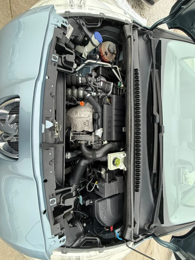 Peugeot 5008 1.6 HDi 6+ 1, снимка 17 - Автомобили и джипове - 53356634