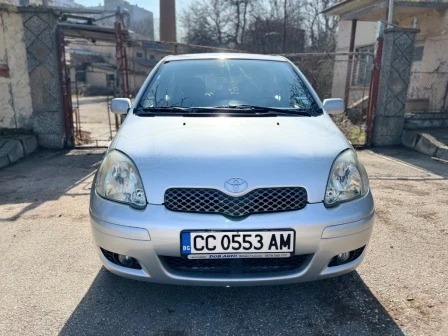 Toyota Yaris 1.0 VVTI, снимка 1 - Автомобили и джипове - 49129562