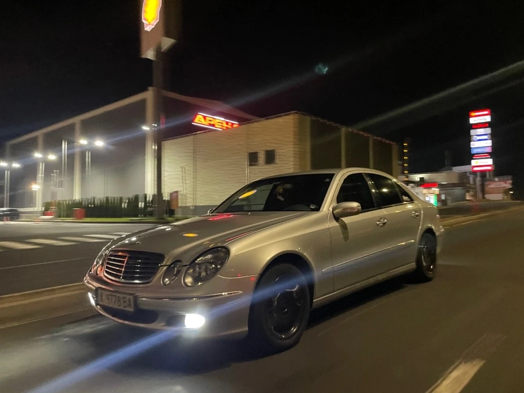 Mercedes-Benz E 320 3.2CDI, снимка 1