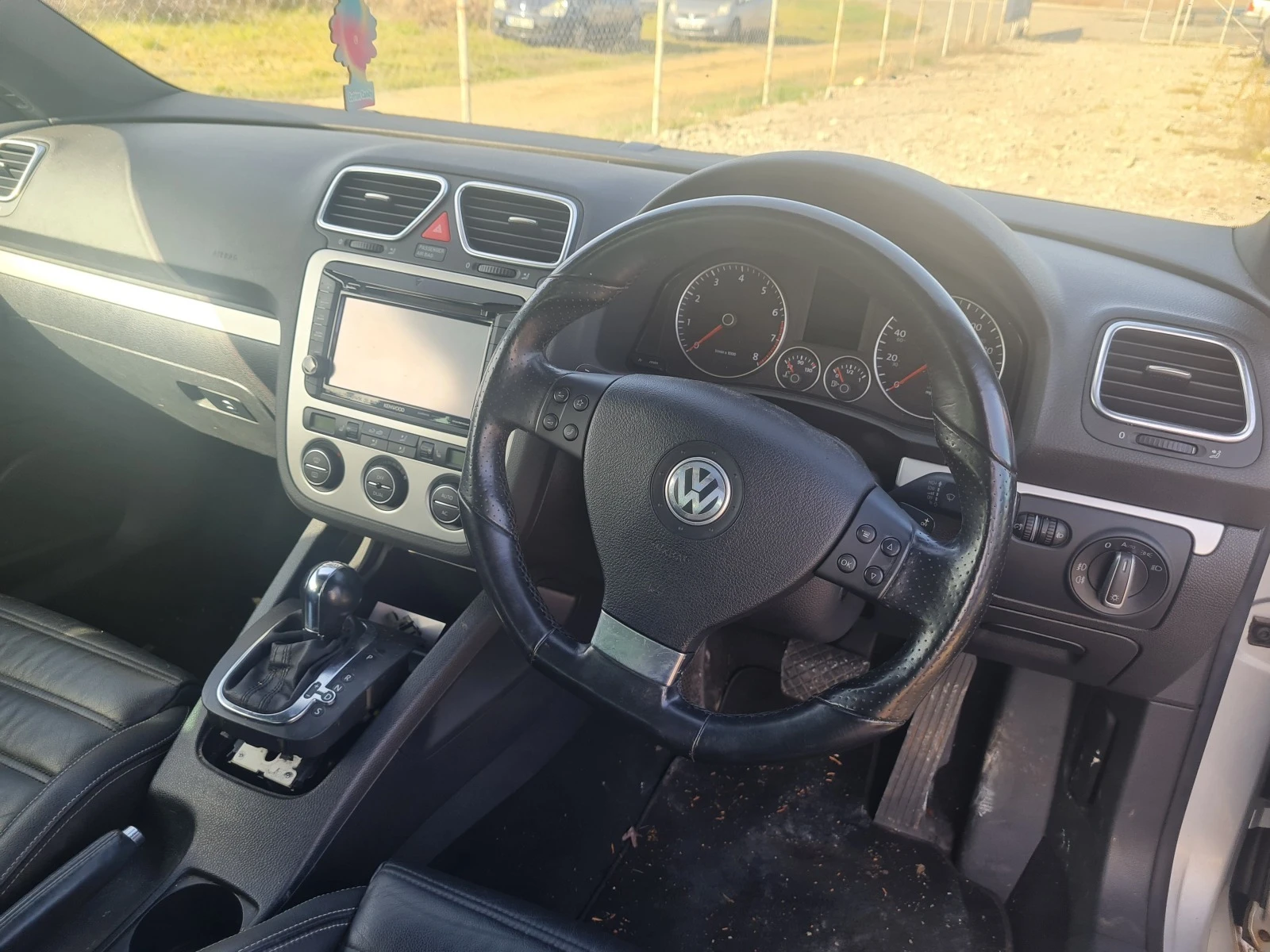 VW Scirocco 2.0 tsi - изображение 8