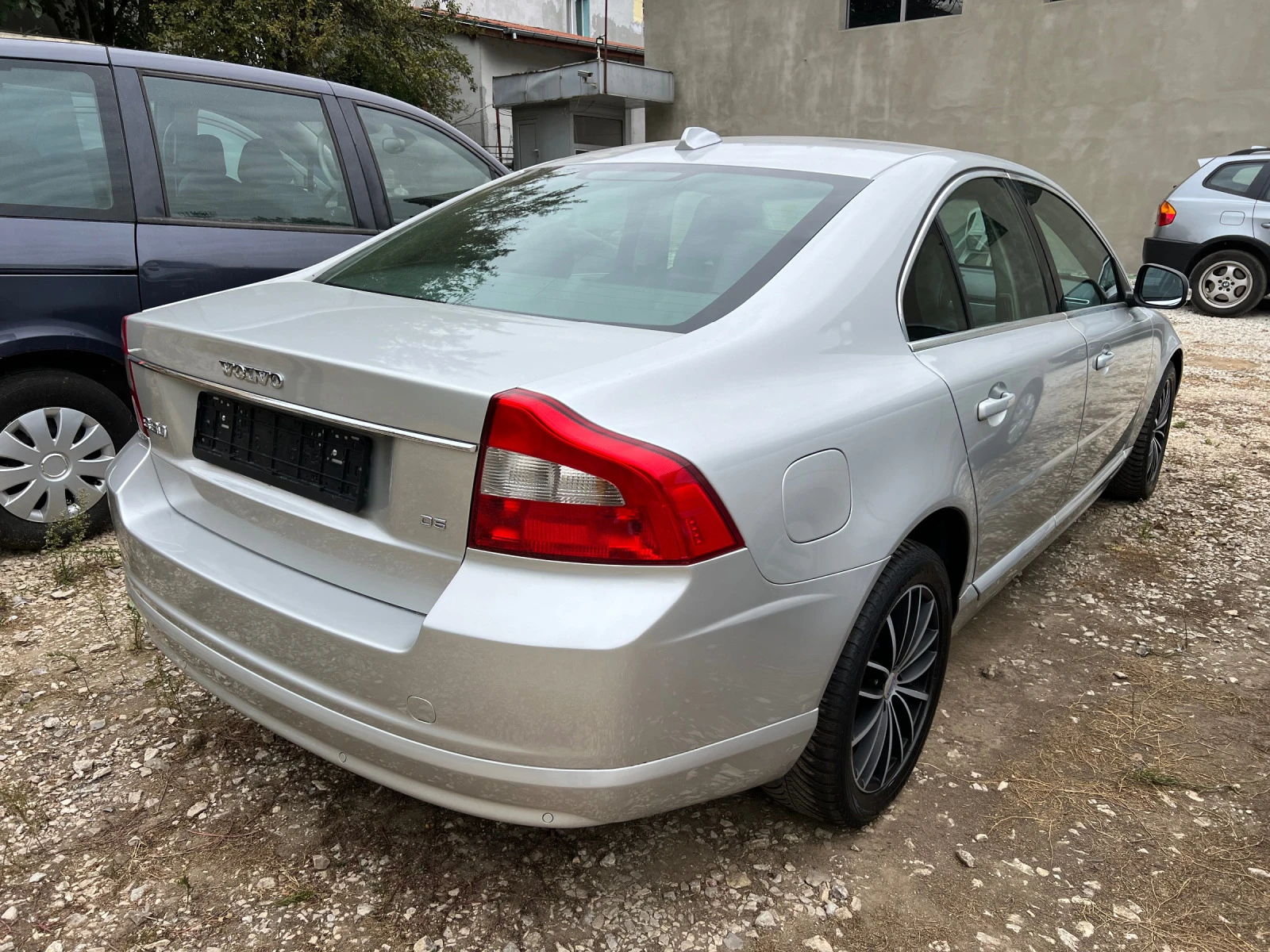 Volvo S80 2.4d - изображение 6