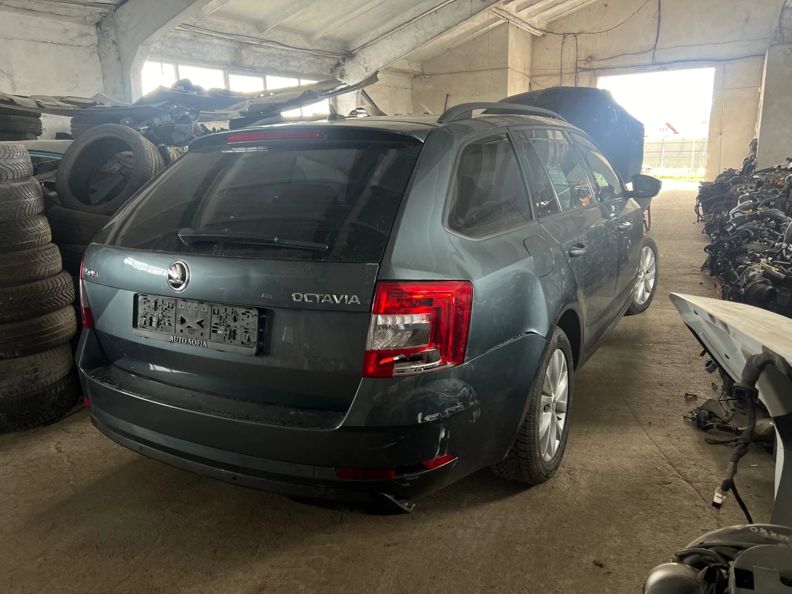 Skoda Octavia 1.6TDI DSG - изображение 2