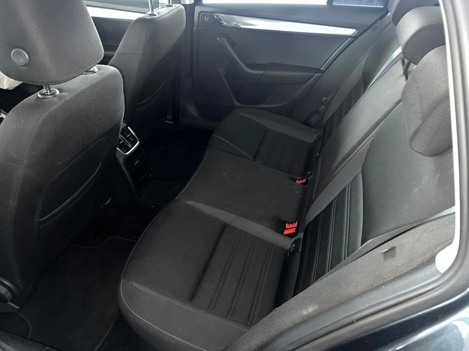 Skoda Octavia 1.6TDI DSG | Mobile.bg   13