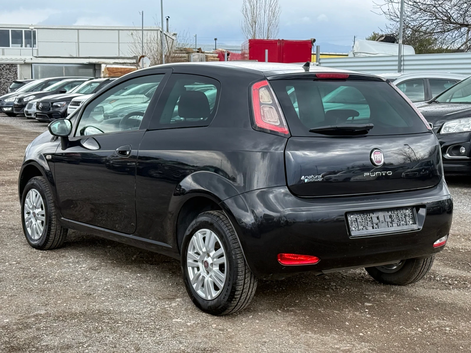 Fiat Punto Grande* NaturalPower* 1.4 - изображение 5