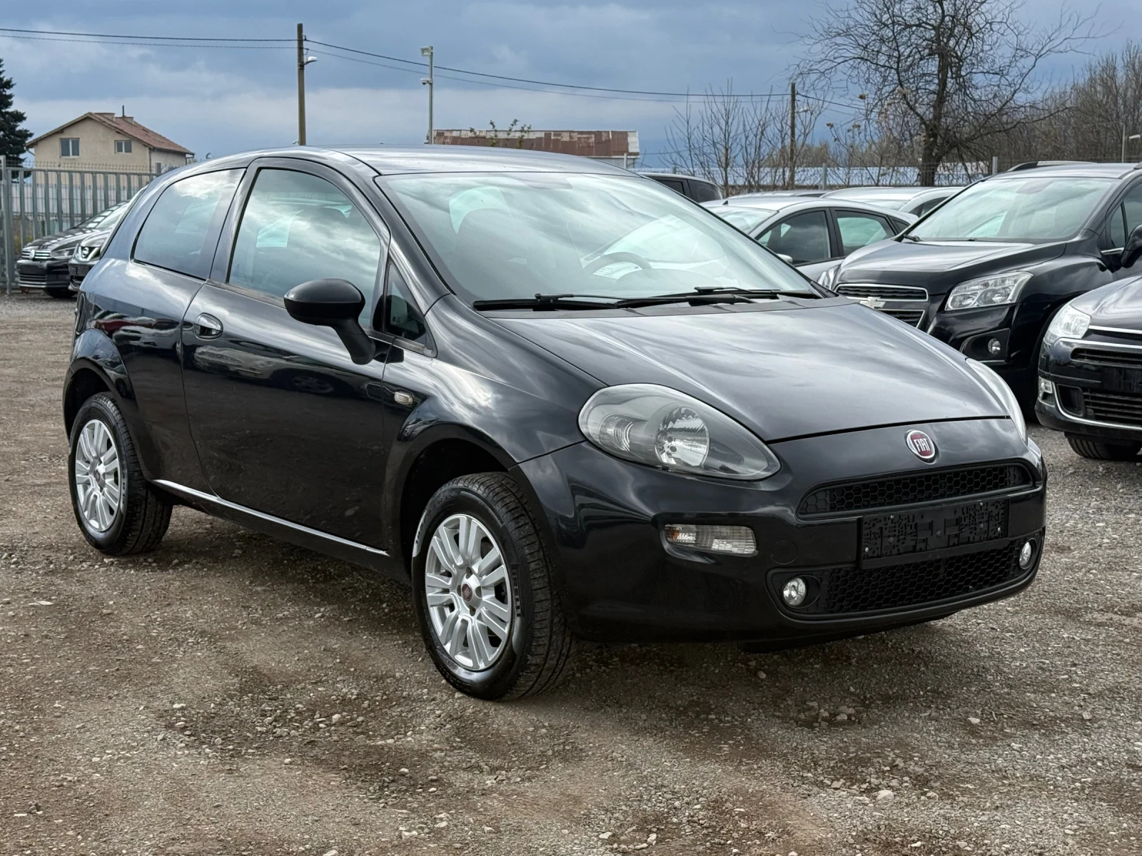 Fiat Punto Grande* NaturalPower* 1.4 - изображение 7