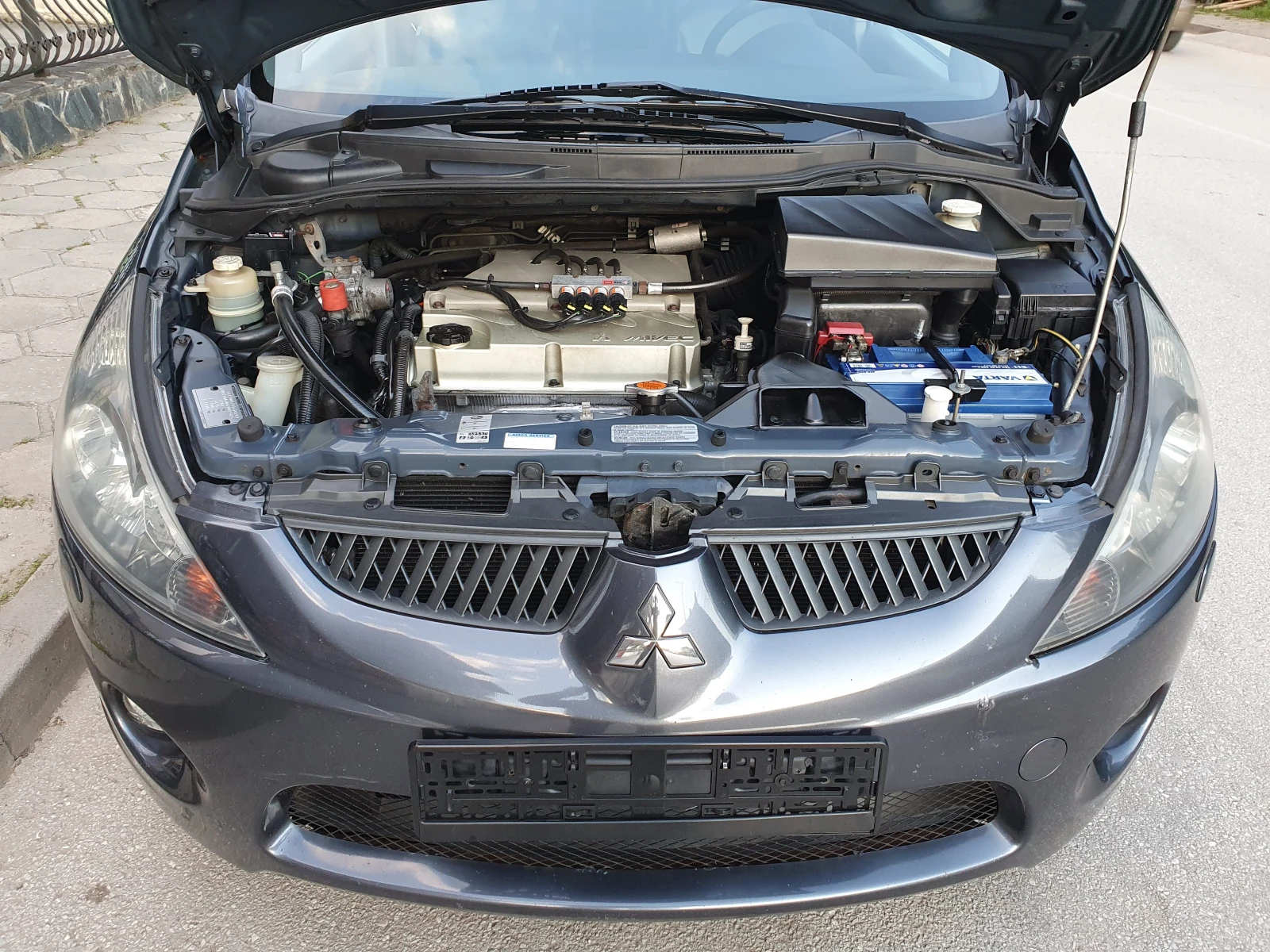 Mitsubishi Grandis 2.4i ГАЗ/БЕНЗИН  - изображение 9