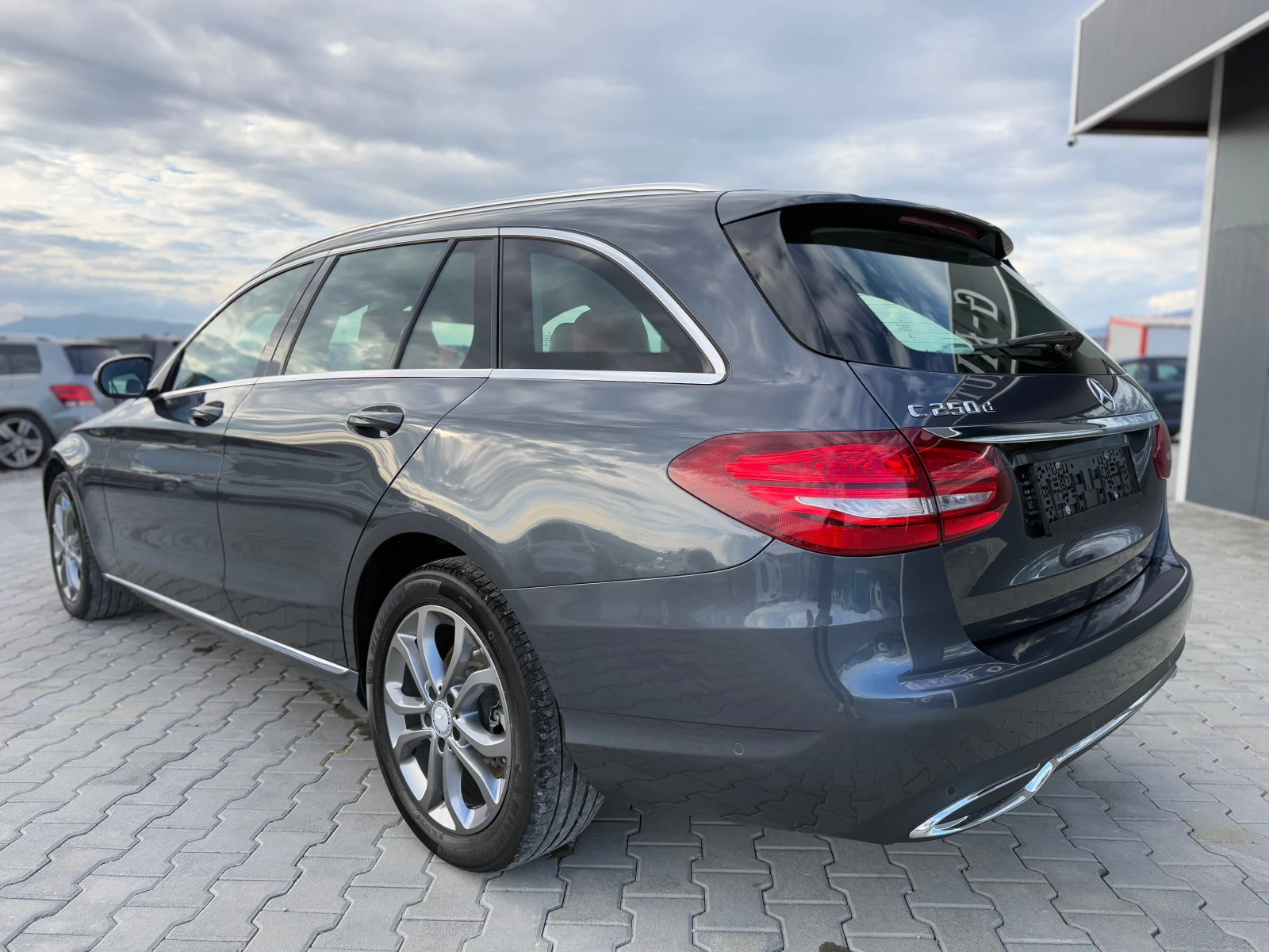 Mercedes-Benz C 250 250 CDI 204 ks 4 matic СОБСТВЕН ЛИЗИНГ !!! - изображение 8