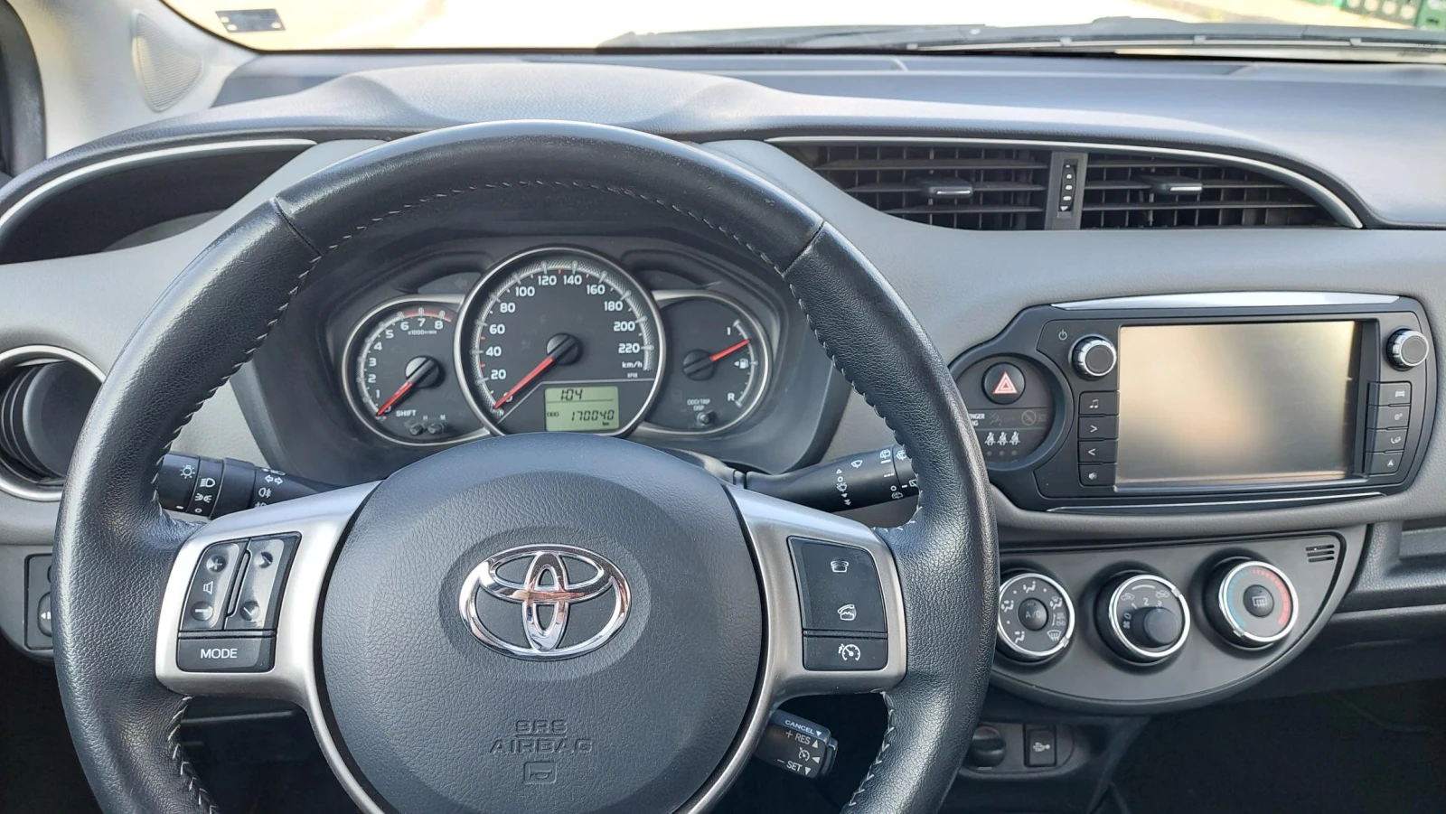 Toyota Yaris 1.33 i - изображение 8
