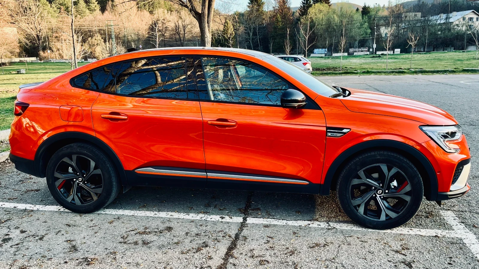 Renault Arkana 1.6 RS LINE FULL HYBRID 145hp - изображение 4