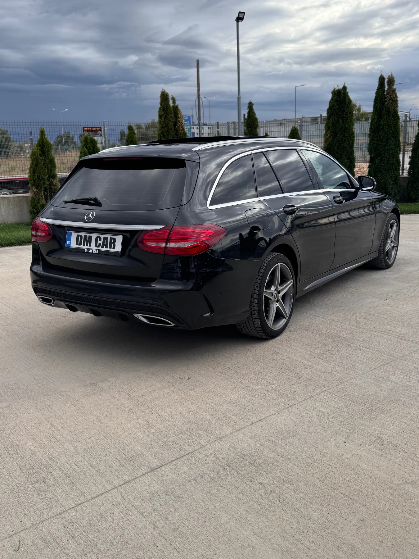 Mercedes-Benz C 220 * PANO* 4MATIC* AMG*  - изображение 5