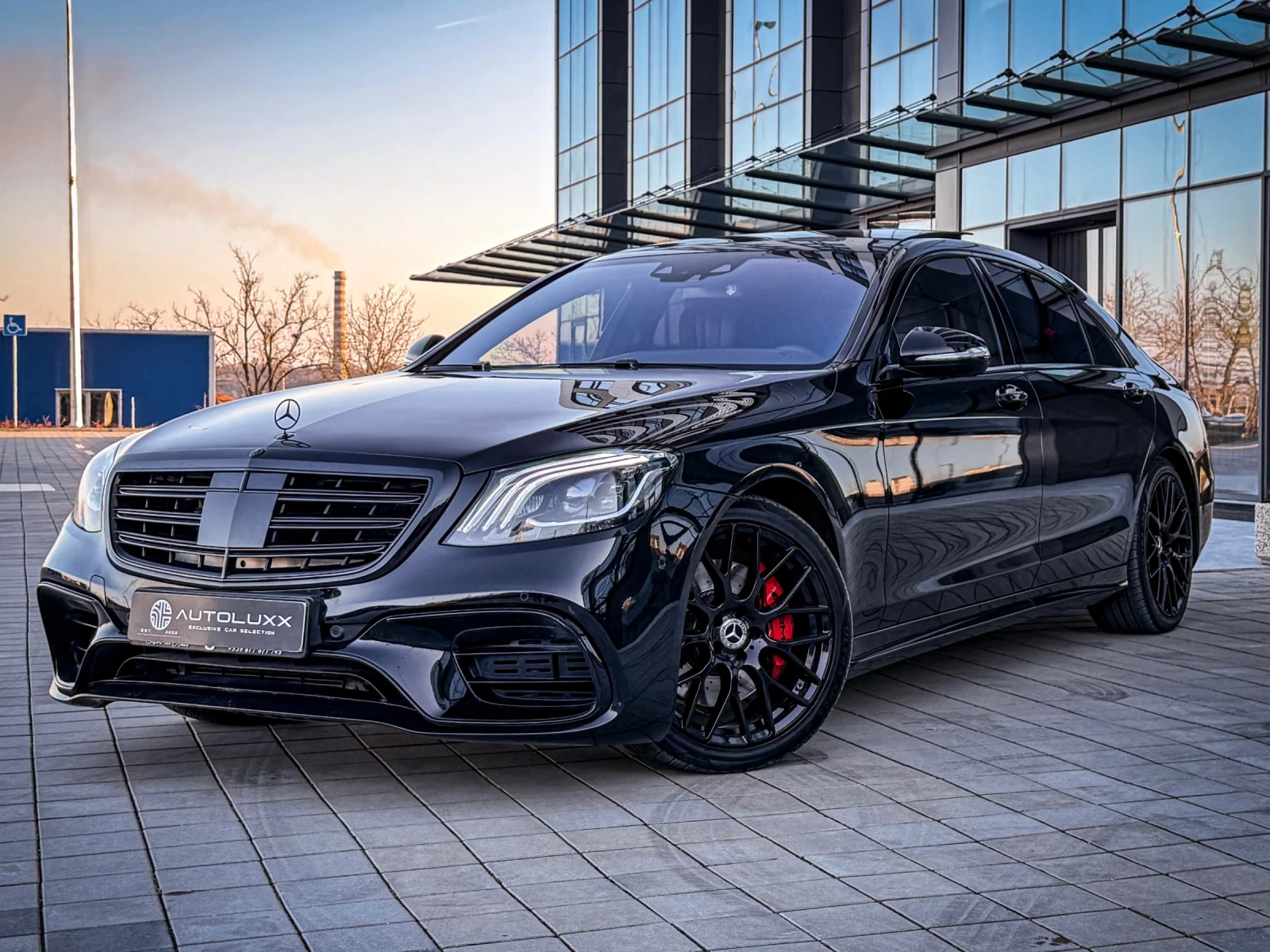 Mercedes-Benz S 500 S63 AMG OPTIC/Designo/3xTV/CARBON/NIGHT/BURM/FULL, снимка 3 - Автомобили и джипове - 53322993
