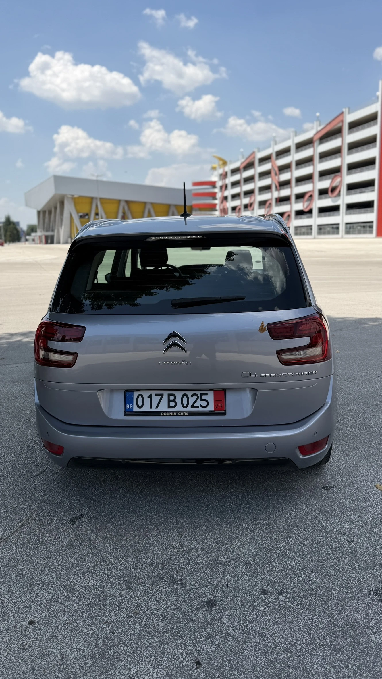 Citroen C4 BlueHDi 163 к.с. EAT8 7 Места Navi Keyless, снимка 5 - Автомобили и джипове - 54020593