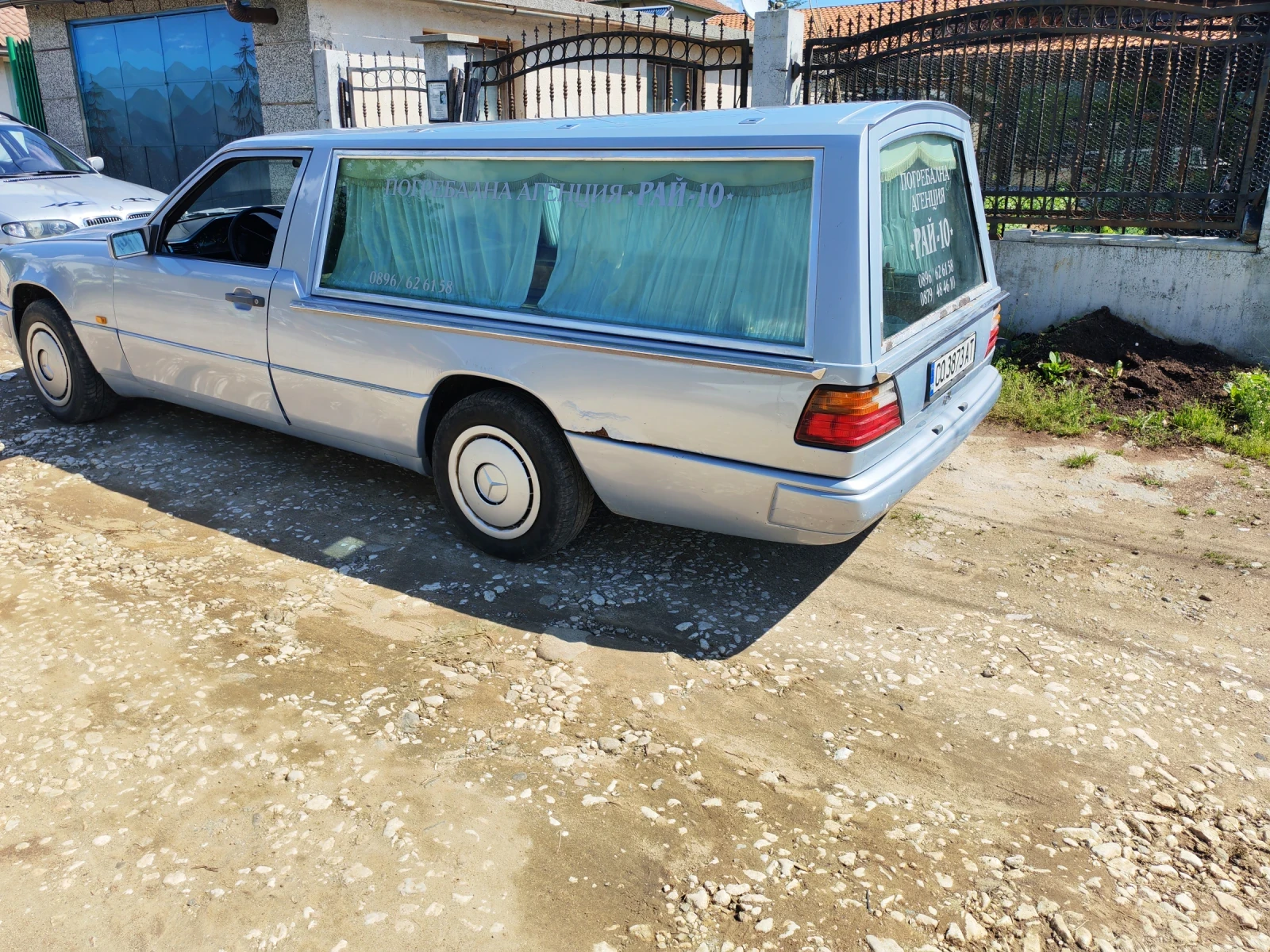 Mercedes-Benz 124, снимка 2 - Автомобили и джипове - 54684063