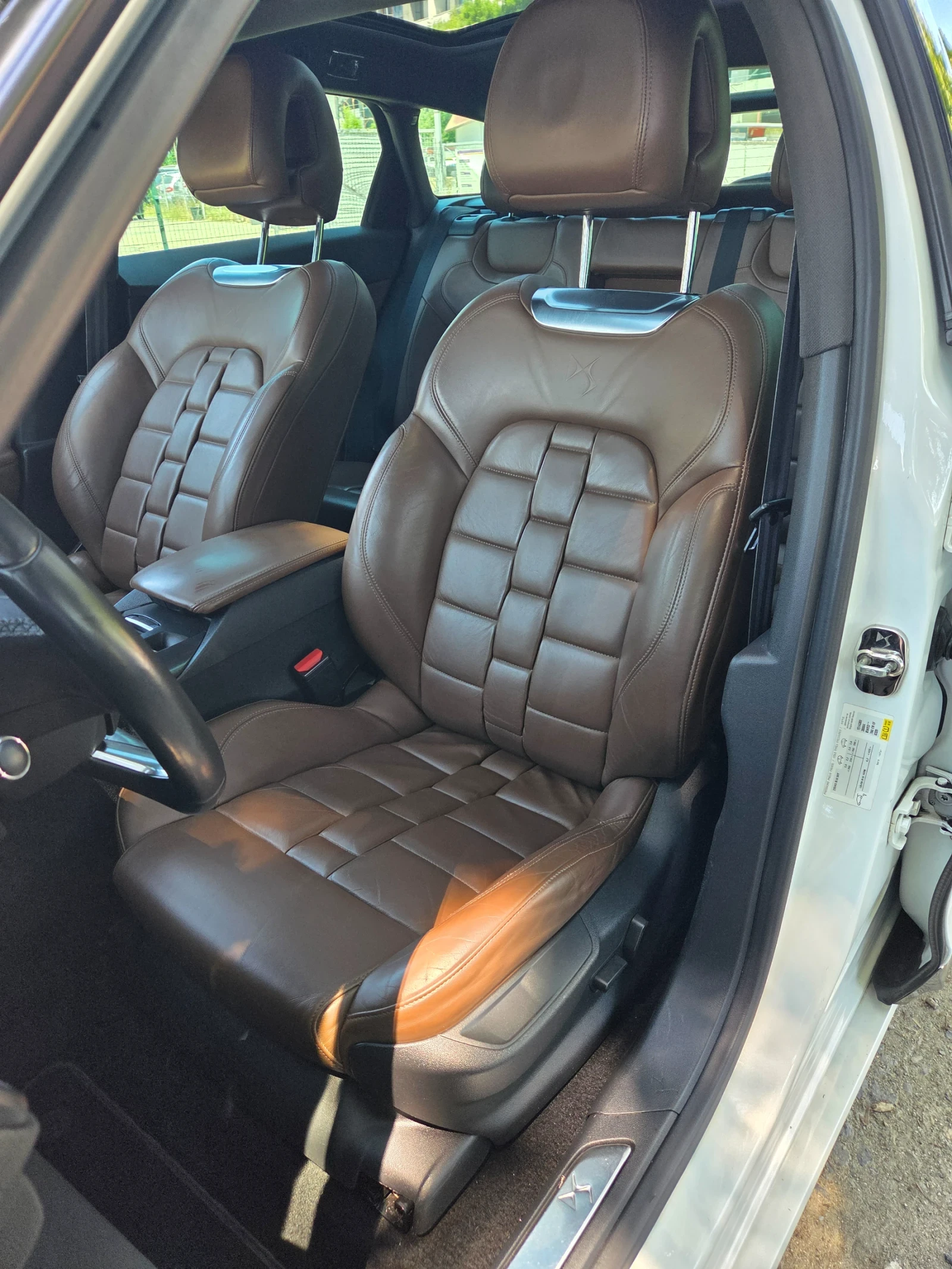 DS DS 5 2.0HDI 180ps, снимка 8 - Автомобили и джипове - 54722201