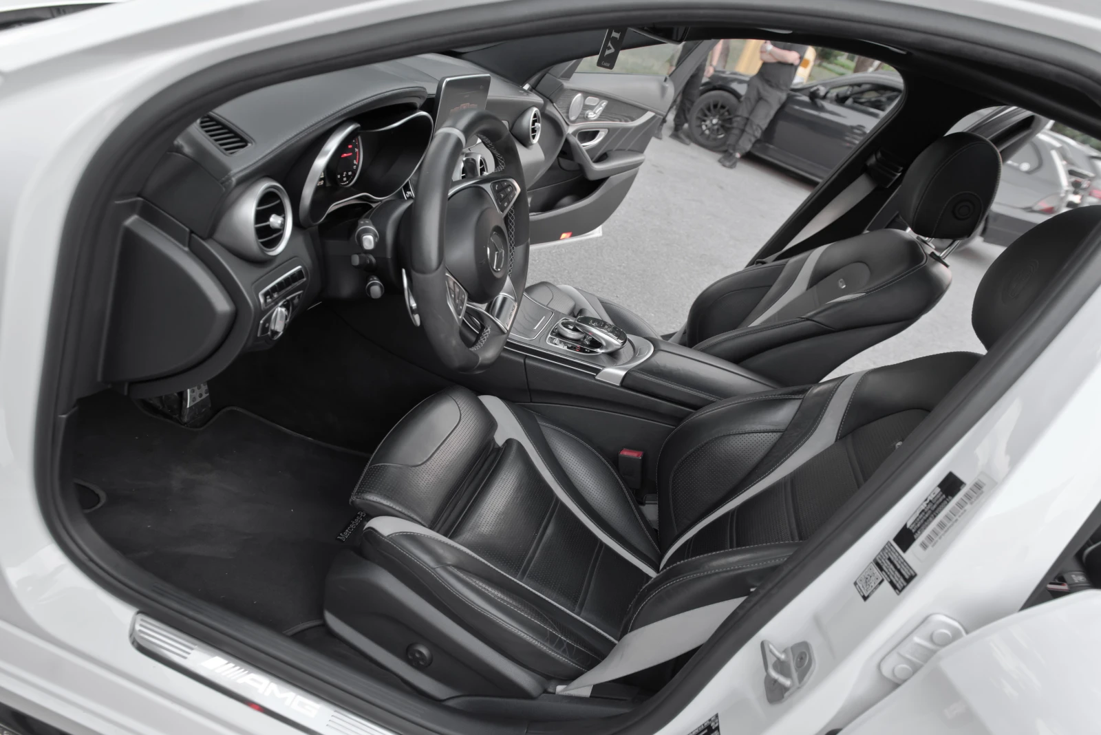 Mercedes-Benz C 63 AMG S , снимка 9 - Автомобили и джипове - 55134684