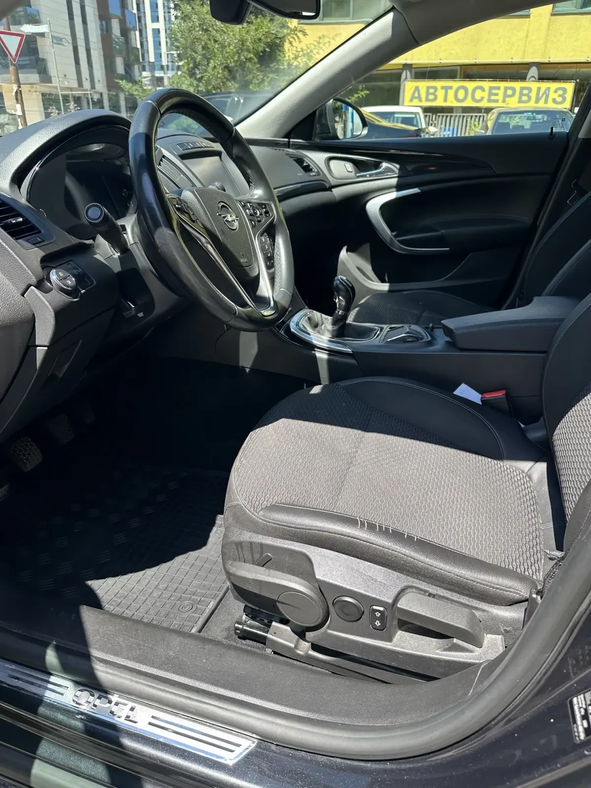 Opel Insignia COSMO, снимка 8 - Автомобили и джипове - 55661197