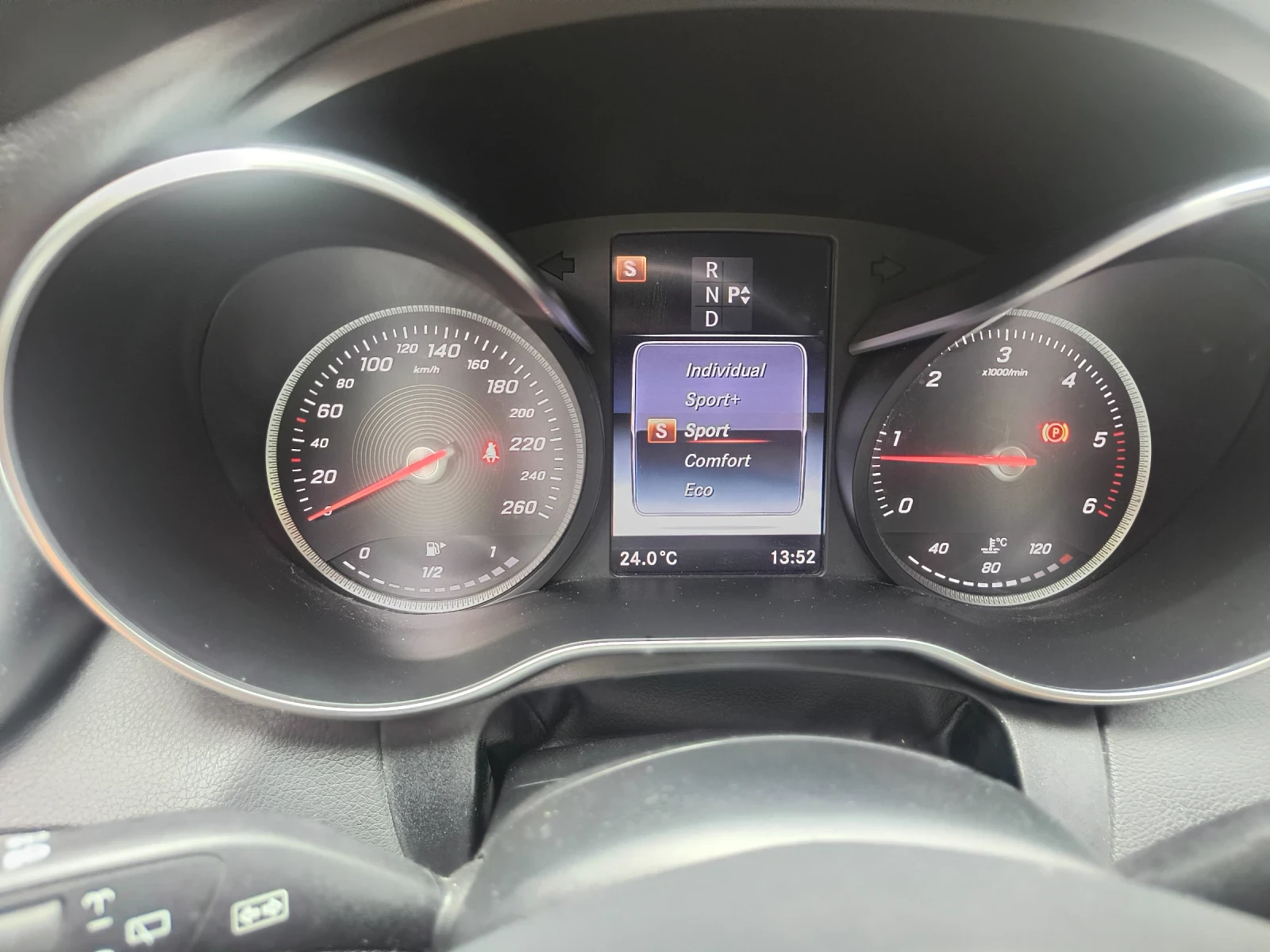 Mercedes-Benz C 220 4matic Airmatic , снимка 14 - Автомобили и джипове - 55720646