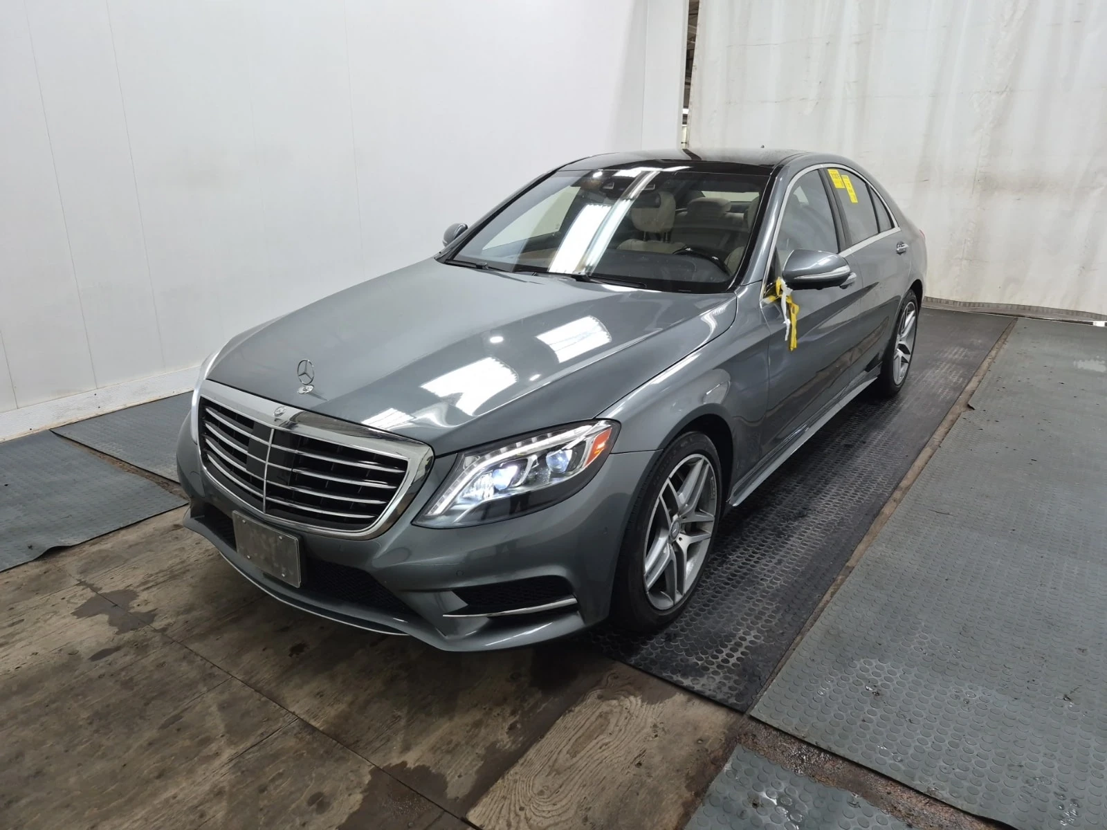 Mercedes-Benz S 550 4MATIC * BURMESTER * ОБДУХВАНЕ * CARFAX * 59К КМ *