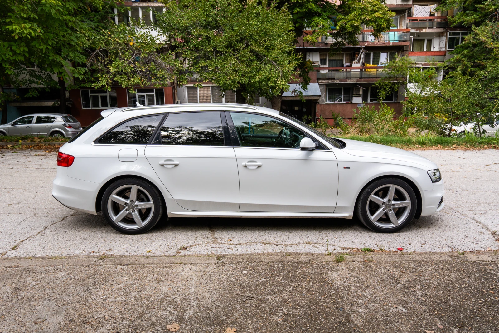 Audi A4, снимка 6 - Автомобили и джипове - 56293000