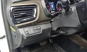 Kia Stonic Diesel 1.6 Prestige * НАЙ-ДОБРА ЦЕНА В БЪЛГАРИЯ* , снимка 13
