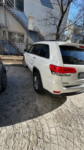 Jeep Grand cherokee - 32000 лв. / 16361.34 € - 51839107 12