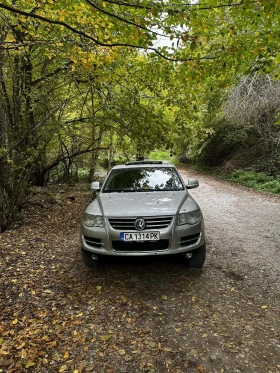 VW Touareg 3.0 TDI НА ВЪЗДУХ - 6500 € / 12712.90 лв. - 21947373 2