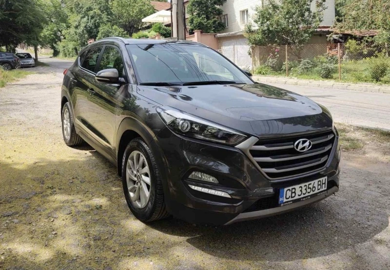 Hyundai Tucson 4WD Sport, снимка 3 - Автомобили и джипове - 46274186