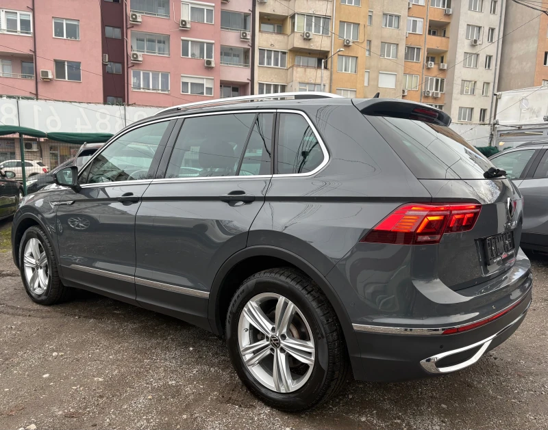 VW Tiguan 2.0= 200HP= 4 MOTION= АВТОМАТ= НАВИ= РЕАЛНИ КМ= , снимка 3 - Автомобили и джипове - 48317798