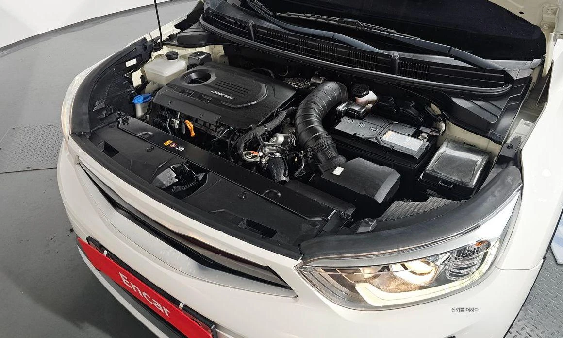 Kia Stonic Diesel 1.6 Prestige * НАЙ-ДОБРА ЦЕНА В БЪЛГАРИЯ*  - изображение 5