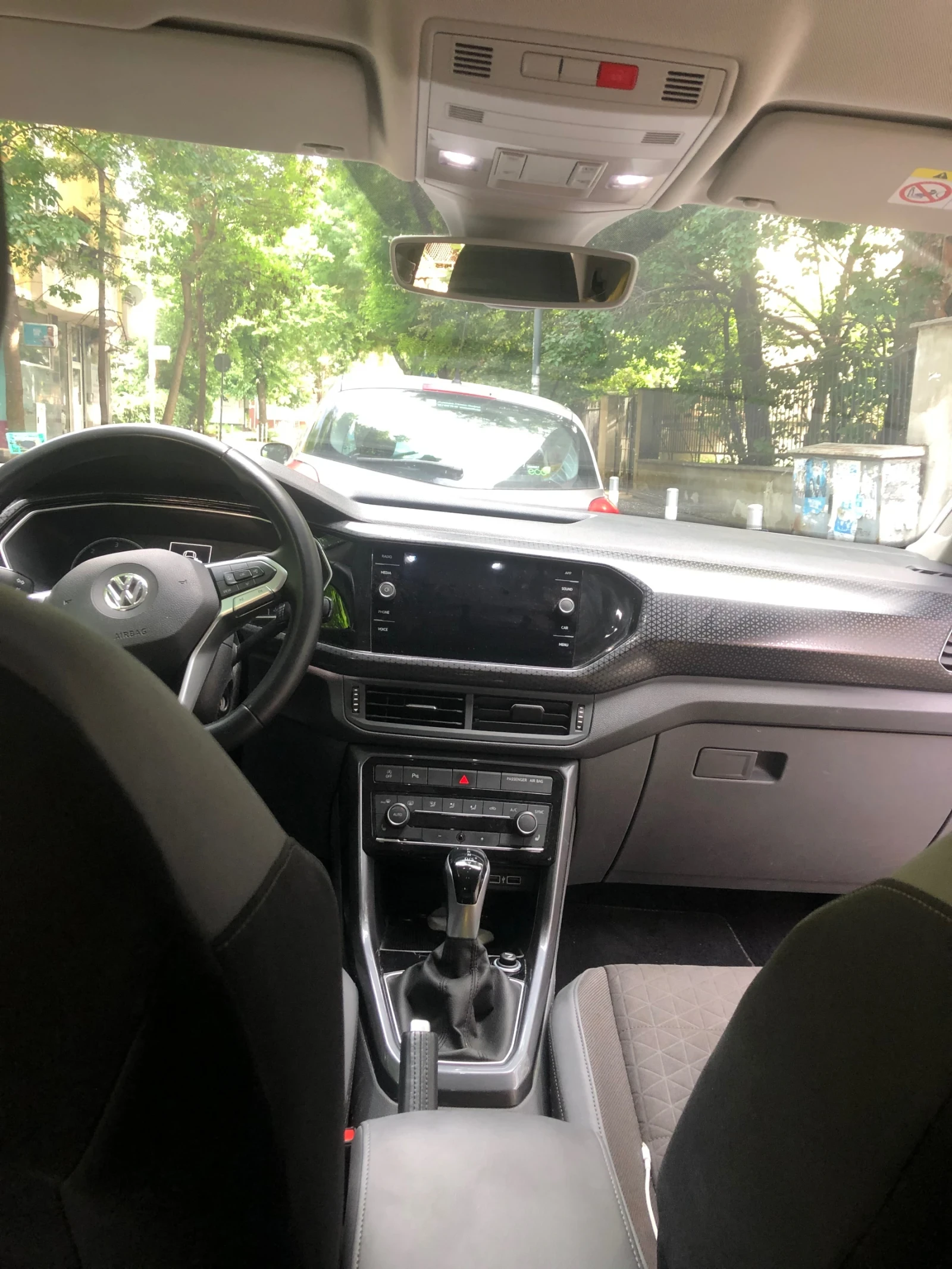 VW T-Cross TDI - изображение 8