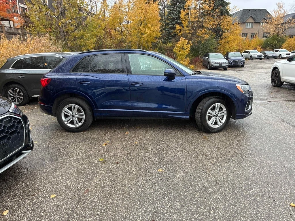 Audi Q3 * Komfort * CARFAX * ��� ������������ ������ | Mobile.bg � ����������� 3