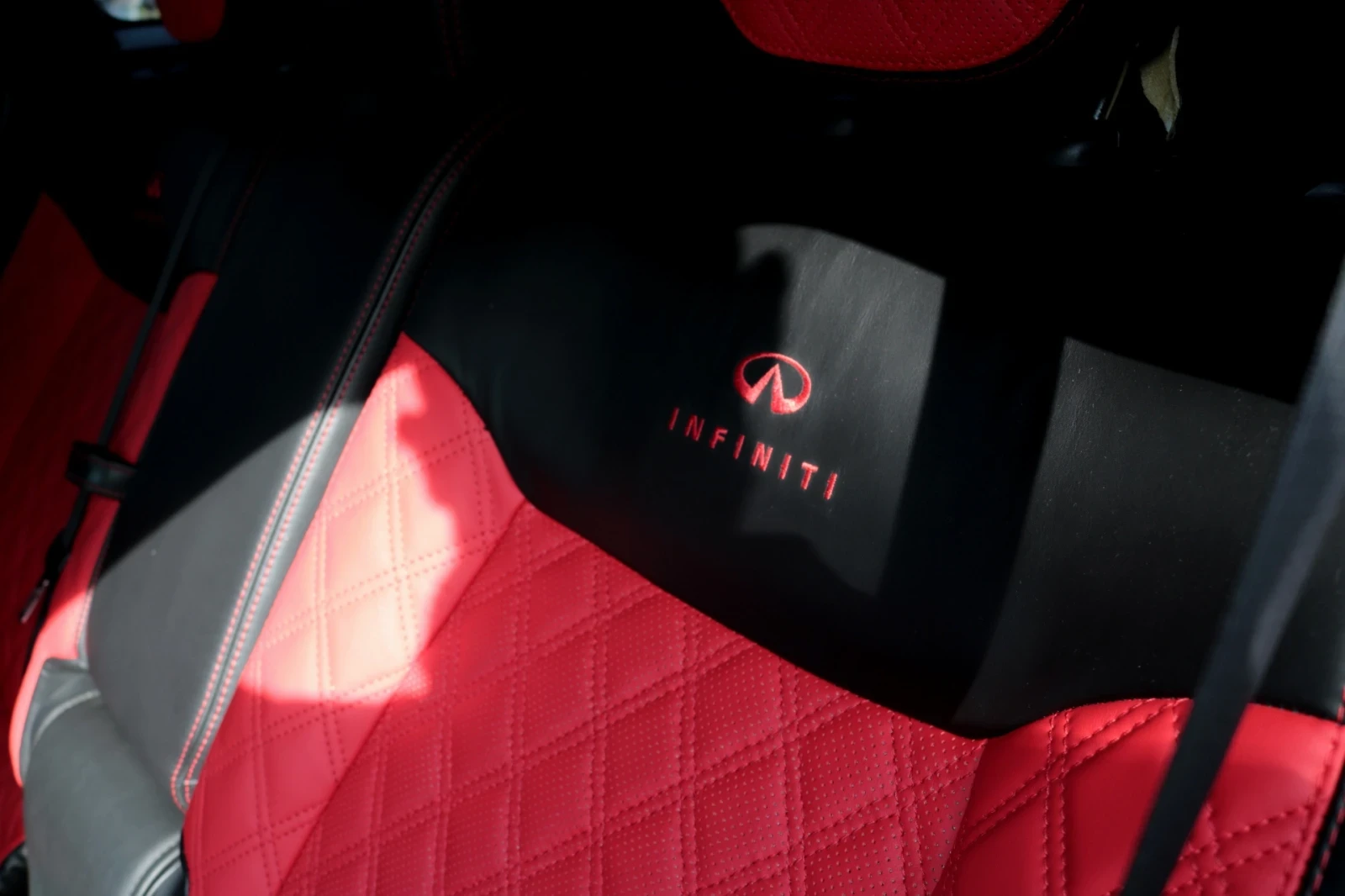 Infiniti Fx 30, снимка 9 - Автомобили и джипове - 53698932