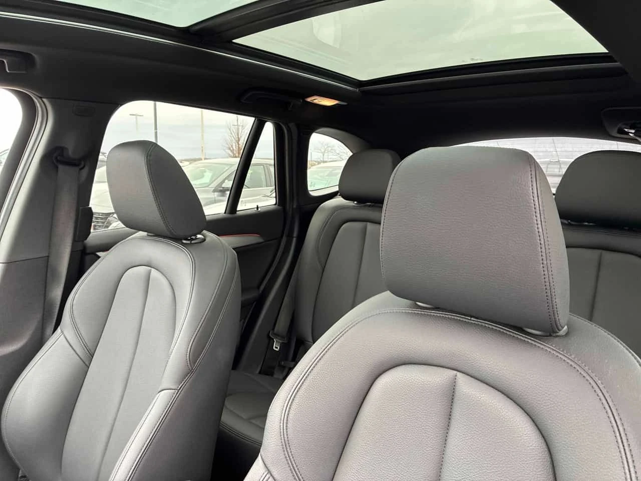 BMW X1 * xDrive28i * M-pack* COMFORT ACCSESS* , снимка 11 - Автомобили и джипове - 53802274