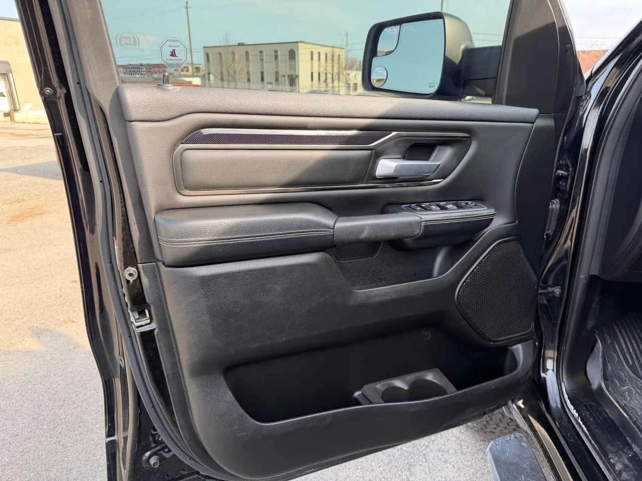 Dodge RAM 1500  | Rebel | HEAD-UP | CARFAX , снимка 17 - Автомобили и джипове - 54330944